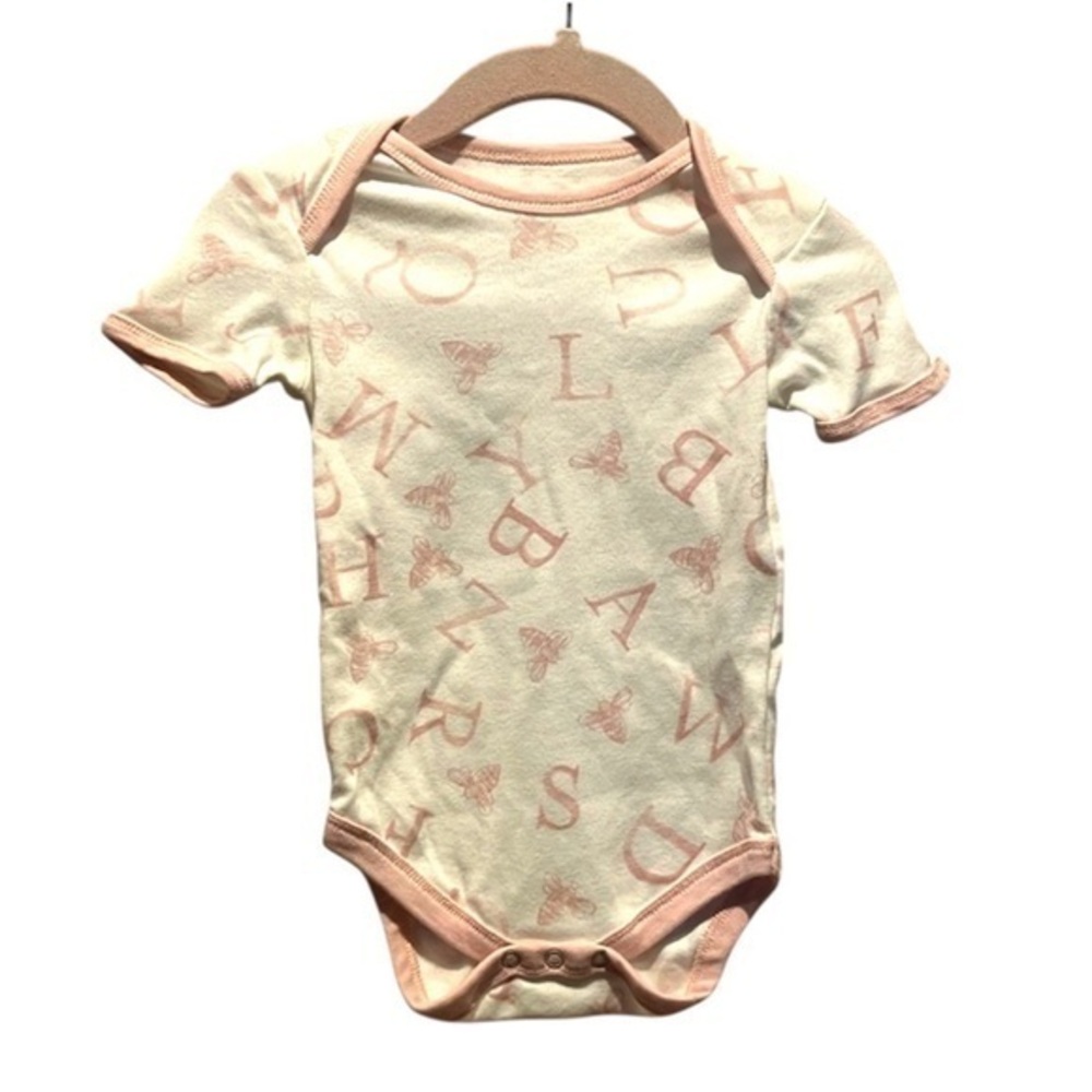 Burt’s Bees Baby Girl’s Onesie Alphabet Bee Size 3-6 Months Cotton